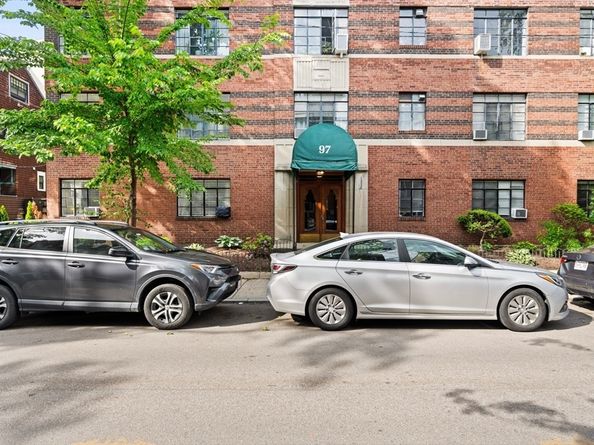 97 Strathmore Rd 4, Boston MA 02135
