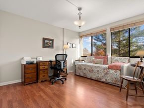 250 Hammond Pond Pkwy 614S, Newton MA 02467