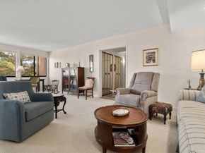 250 Hammond Pond Pkwy 614S, Newton MA 02467