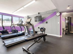 250 Hammond Pond Pkwy 614S, Newton MA 02467