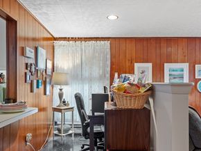 36 Brownlea Rd, Framingham MA 01701