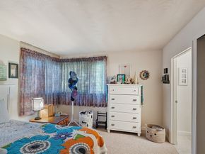 36 Brownlea Rd, Framingham MA 01701