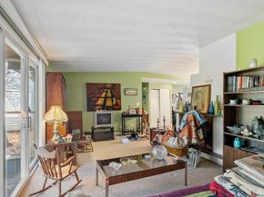 36 Brownlea Rd, Framingham MA 01701