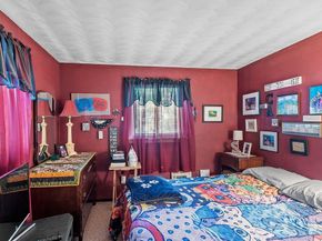 36 Brownlea Rd, Framingham MA 01701