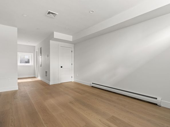 9 Armory St, Boston MA 02129