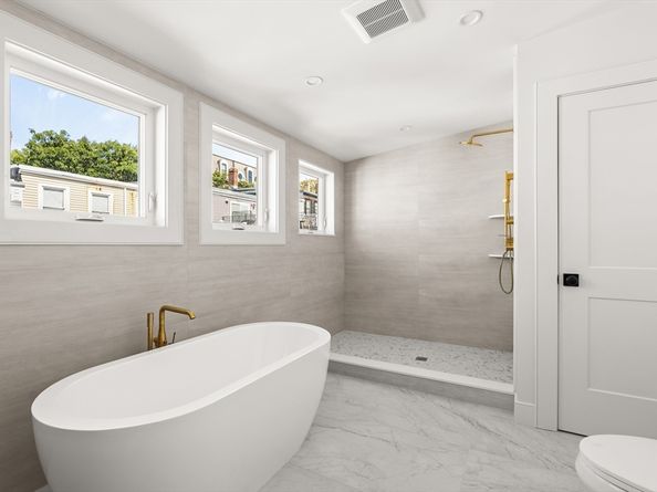 9 Armory St, Boston MA 02129