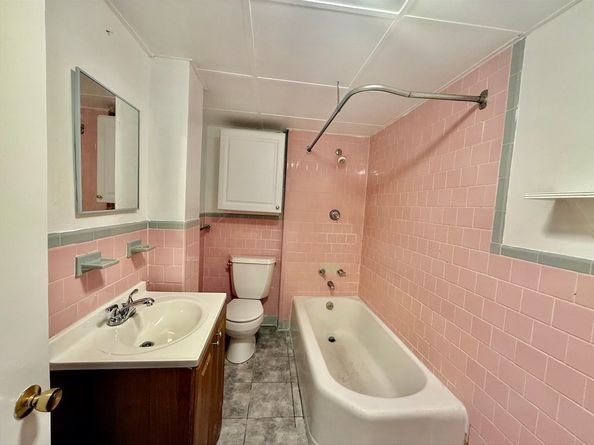 84 Pearl St, Stoughton MA 02072