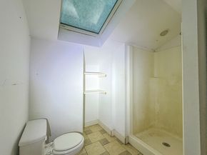 23 Fifth Ave, Lakeville MA 02347
