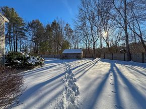 23 Fifth Ave, Lakeville MA 02347