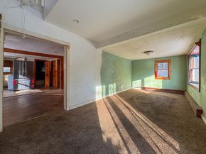 23 Fifth Ave, Lakeville MA 02347
