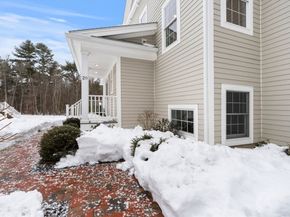 20 Split Rock Ln, Mattapoisett MA 02739
