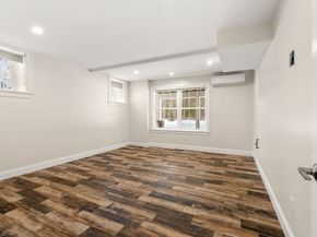 20 Split Rock Ln, Mattapoisett MA 02739