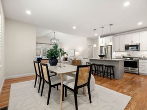 20 Split Rock Ln, Mattapoisett MA 02739