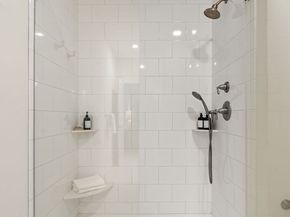 20 Split Rock Ln, Mattapoisett MA 02739