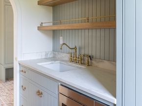 6 South Pond Street, Newburyport MA 01950