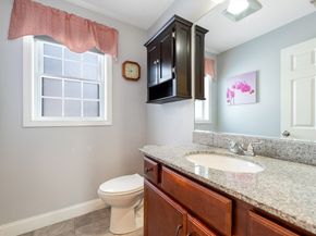 35 Sophia Ln, Bridgewater MA 02324