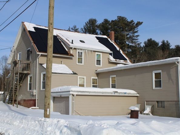 25 Quinebaug Road, Dudley MA 01571