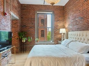 35 Channel Center St 303, Boston MA 02210