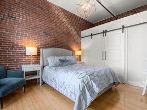 35 Channel Center St 303, Boston MA 02210