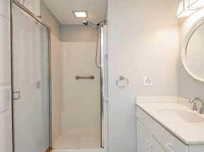 30 Weatherly Drive 30, Salem MA 01970