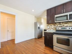 96 Mansfield St, Framingham MA 01702