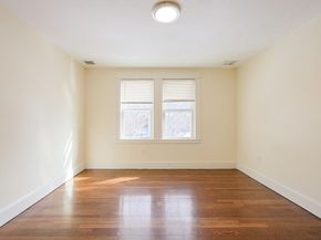 96 Mansfield St, Framingham MA 01702