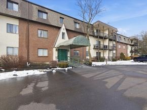 232 Canton St 308, Randolph MA 02368