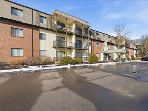 232 Canton St 308, Randolph MA 02368