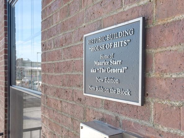 27 Dudley St, Boston MA 02119