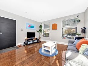 27 Dudley St, Boston MA 02119