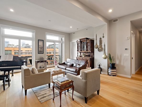 477 Harrison Ave 5B, Boston MA 02118