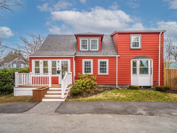 48 Summer St, Weymouth MA 02188