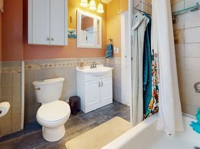 48 Summer St, Weymouth MA 02188