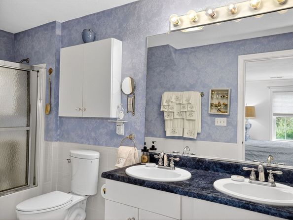 127 Clear Pond Drive 127, Walpole MA 02081