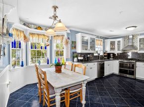 127 Clear Pond Drive 127, Walpole MA 02081