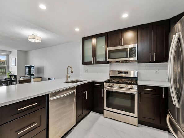151 Tremont St 16A, Boston MA 02111
