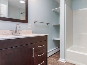 7 Lorraine Rd, Worcester MA 01604