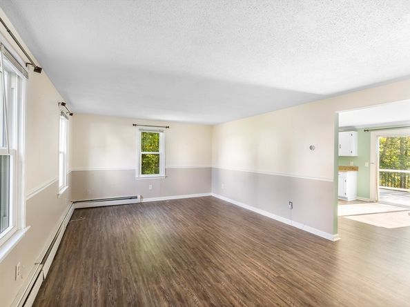 7 Lorraine Rd, Worcester MA 01604