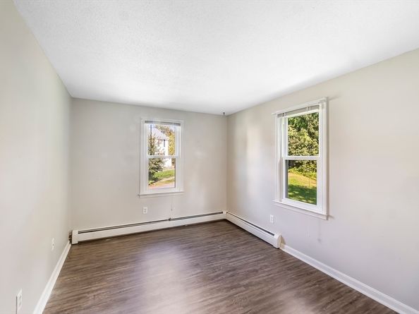7 Lorraine Rd, Worcester MA 01604