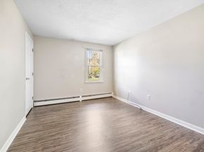 7 Lorraine Rd, Worcester MA 01604