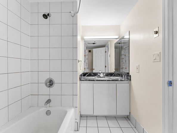 170 Tremont St 1501, Boston MA 02111
