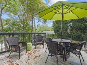 201 Humphrey St 2, Marblehead MA 01945