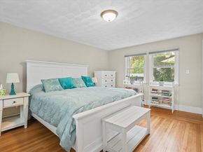 201 Humphrey St 2, Marblehead MA 01945