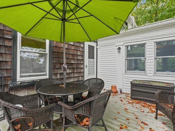 201 Humphrey St 2, Marblehead MA 01945
