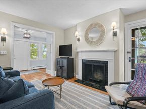 201 Humphrey St 2, Marblehead MA 01945