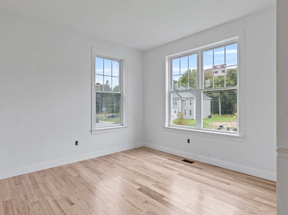 4 Abby Road, Grafton MA 01536