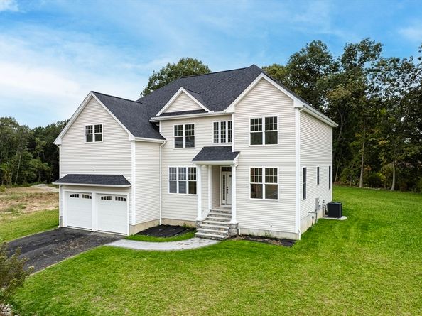 4 Abby Road, Grafton MA 01536