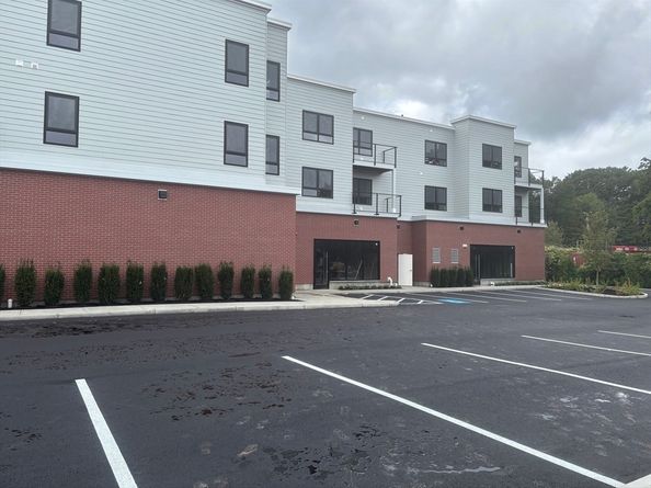 1391 Main Street 204, Walpole MA 02081
