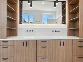 58 Kent 302, Brookline MA 02445