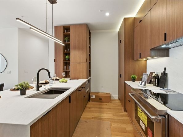 58 Kent 302, Brookline MA 02445